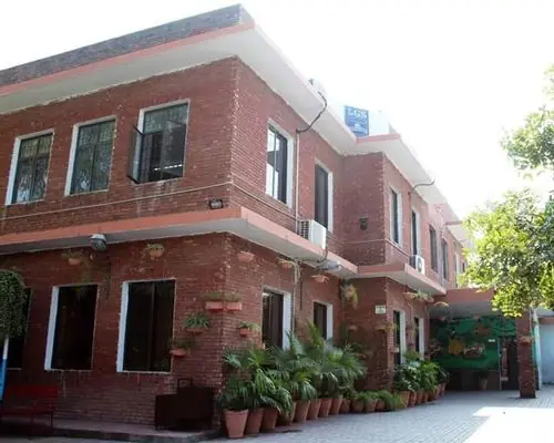 Residential plots and houses in Al Faisal Town Lahore